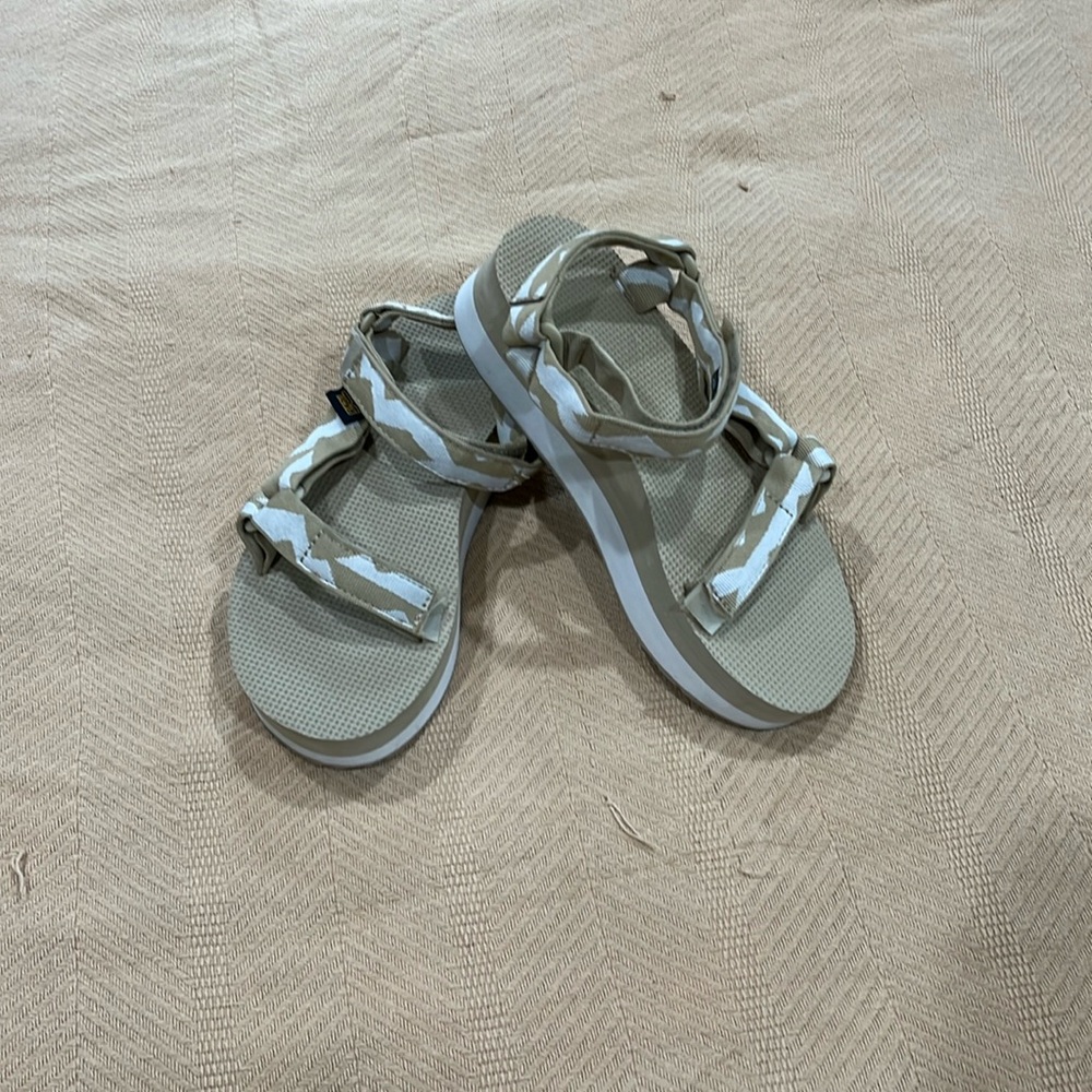 Platform Tevas - image 1